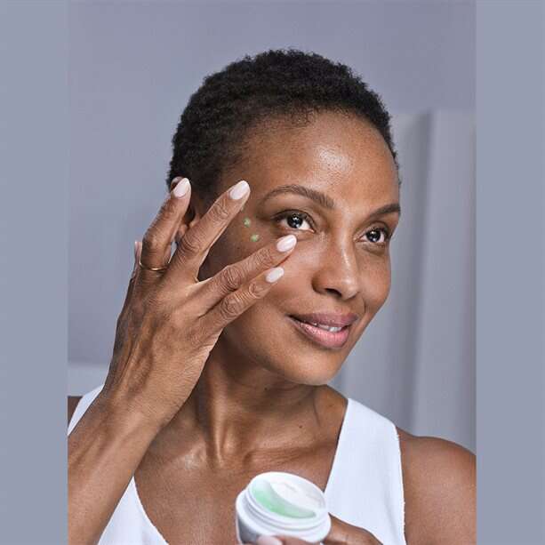 Anew Brightening Dark Circle Corrector Dual Eye Cream 20ml