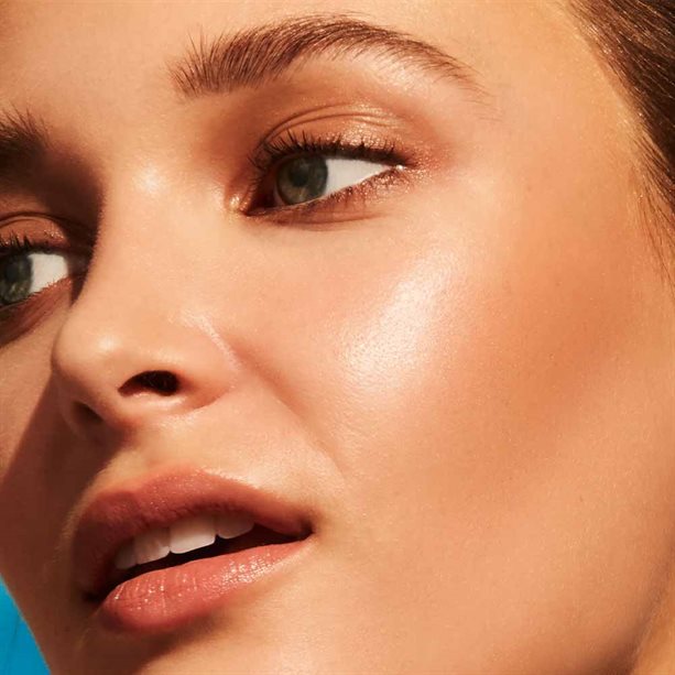 Avon True Bronze And Glow Brick